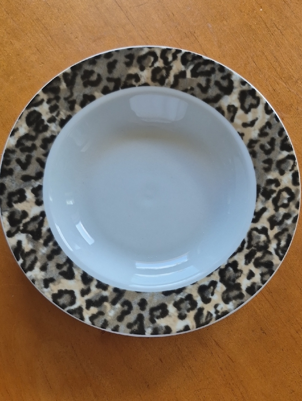 Vintage Tienshan Leopard Print Rim Ceramic Soup Bowl - White and Brown